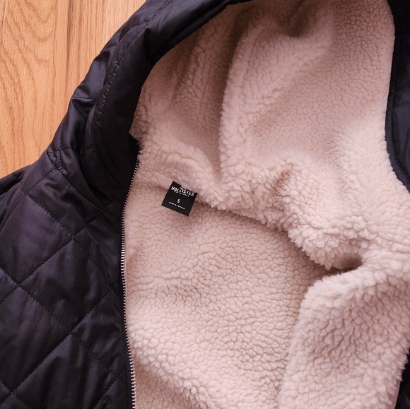 Hollister Reversable sherpa bomber jacket - Picture 12 of 16